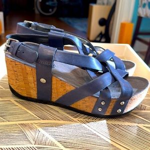 Bussola blue wedge leather sandals. Size 38 / 8